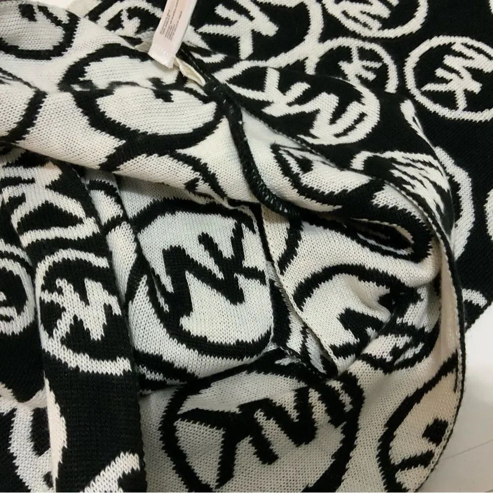Michael Kors Black white Scarf